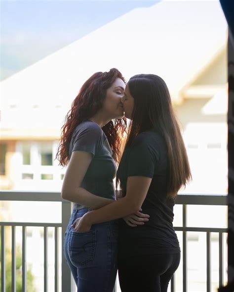 lesbian porn kissing|lesbian